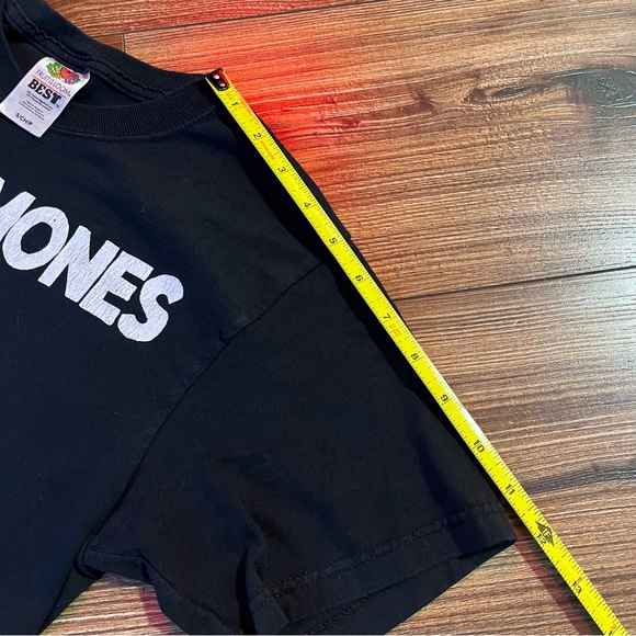 DEAD RAMONES Tee - Picture 9 of 9